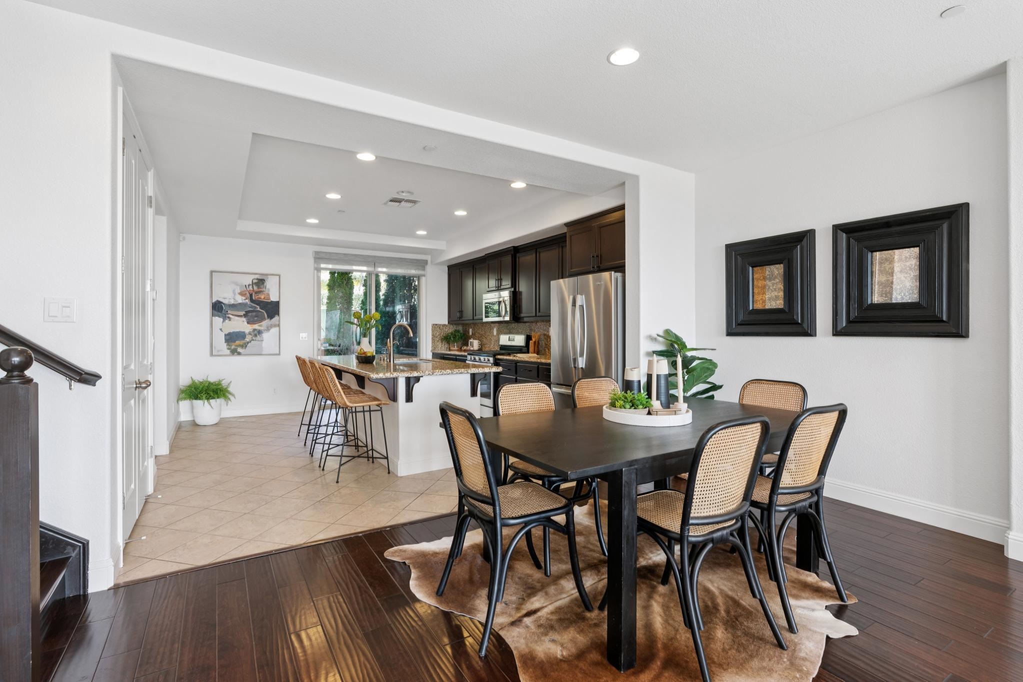 Detail Gallery Image 12 of 50 For 6466 Bayview Dr, Oakland,  CA 94605 - 4 Beds | 3 Baths