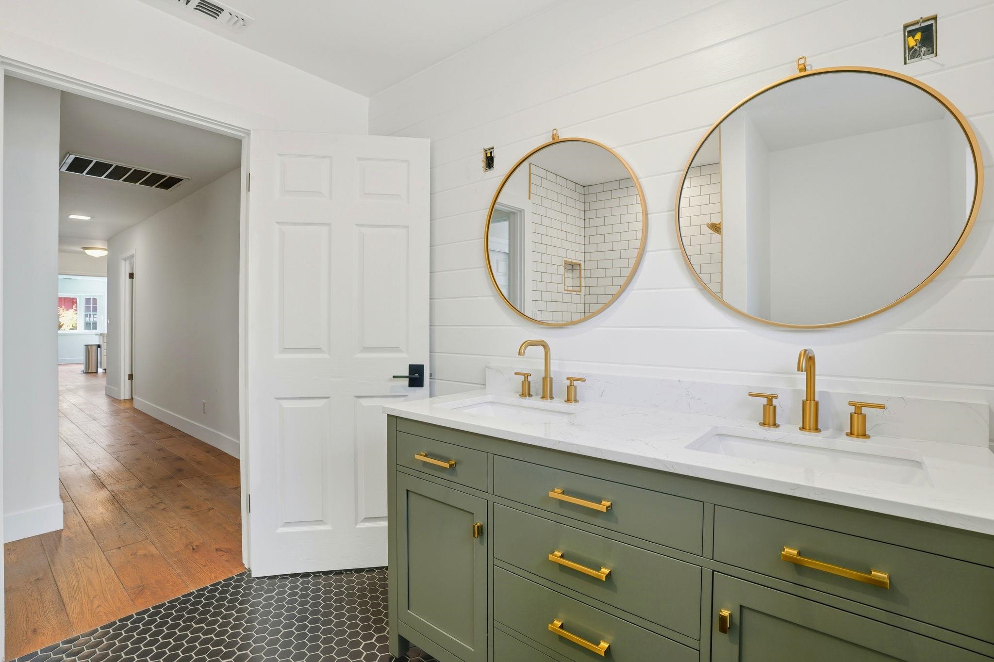 Detail Gallery Image 29 of 49 For , Danville,  CA 94526 - 4 Beds | 2/1 Baths