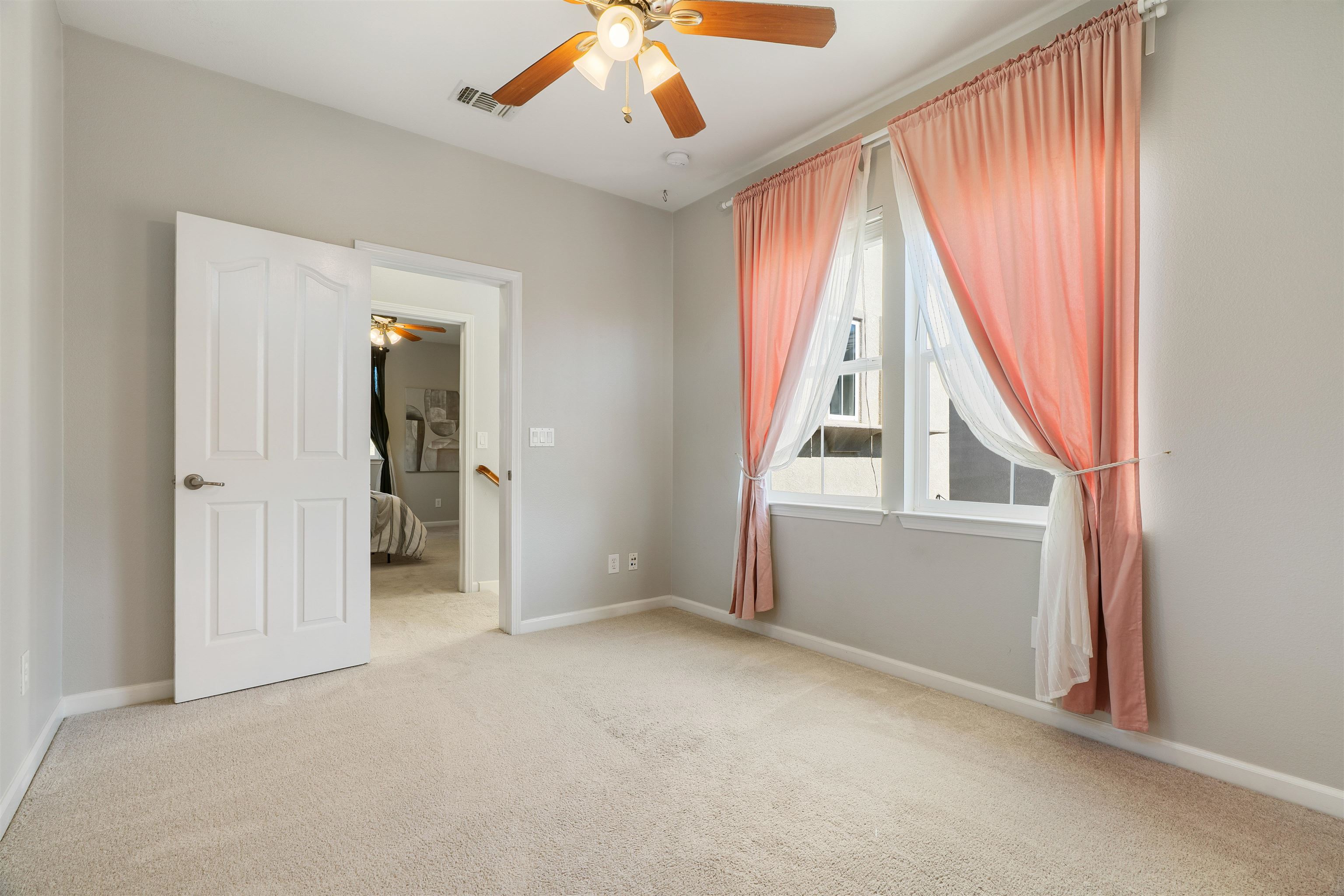 Detail Gallery Image 36 of 53 For 215 W Santa Cruz Way, Mountain House,  CA 95391 - 2 Beds | 2/1 Baths