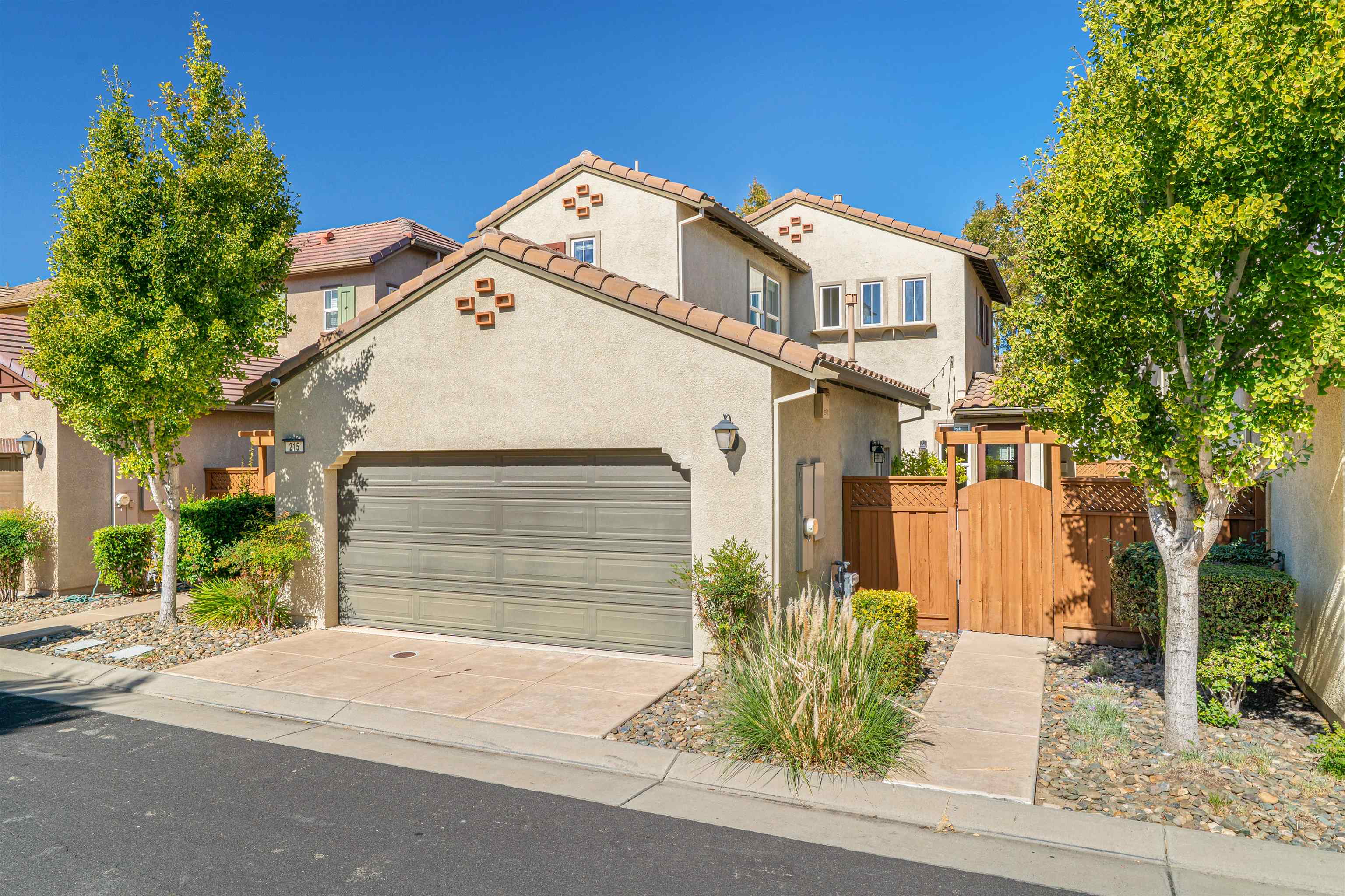 Detail Gallery Image 41 of 53 For 215 W Santa Cruz Way, Mountain House,  CA 95391 - 2 Beds | 2/1 Baths