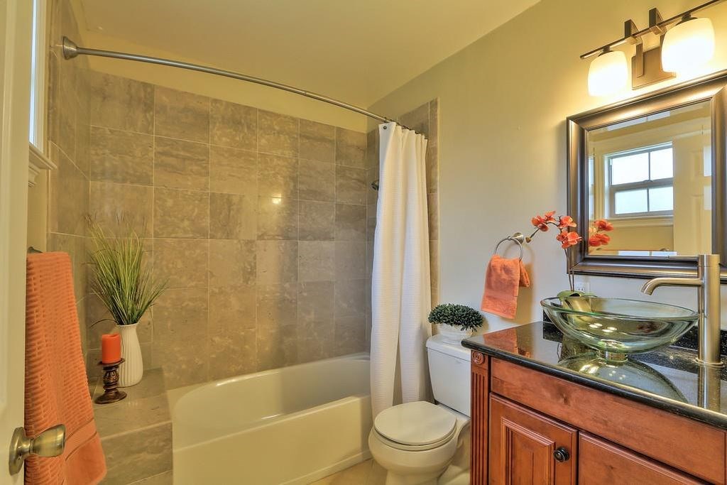 Detail Gallery Image 12 of 14 For 467 Chestnut Avenue, Milpitas,  CA 95035 - 3 Beds | 2 Baths