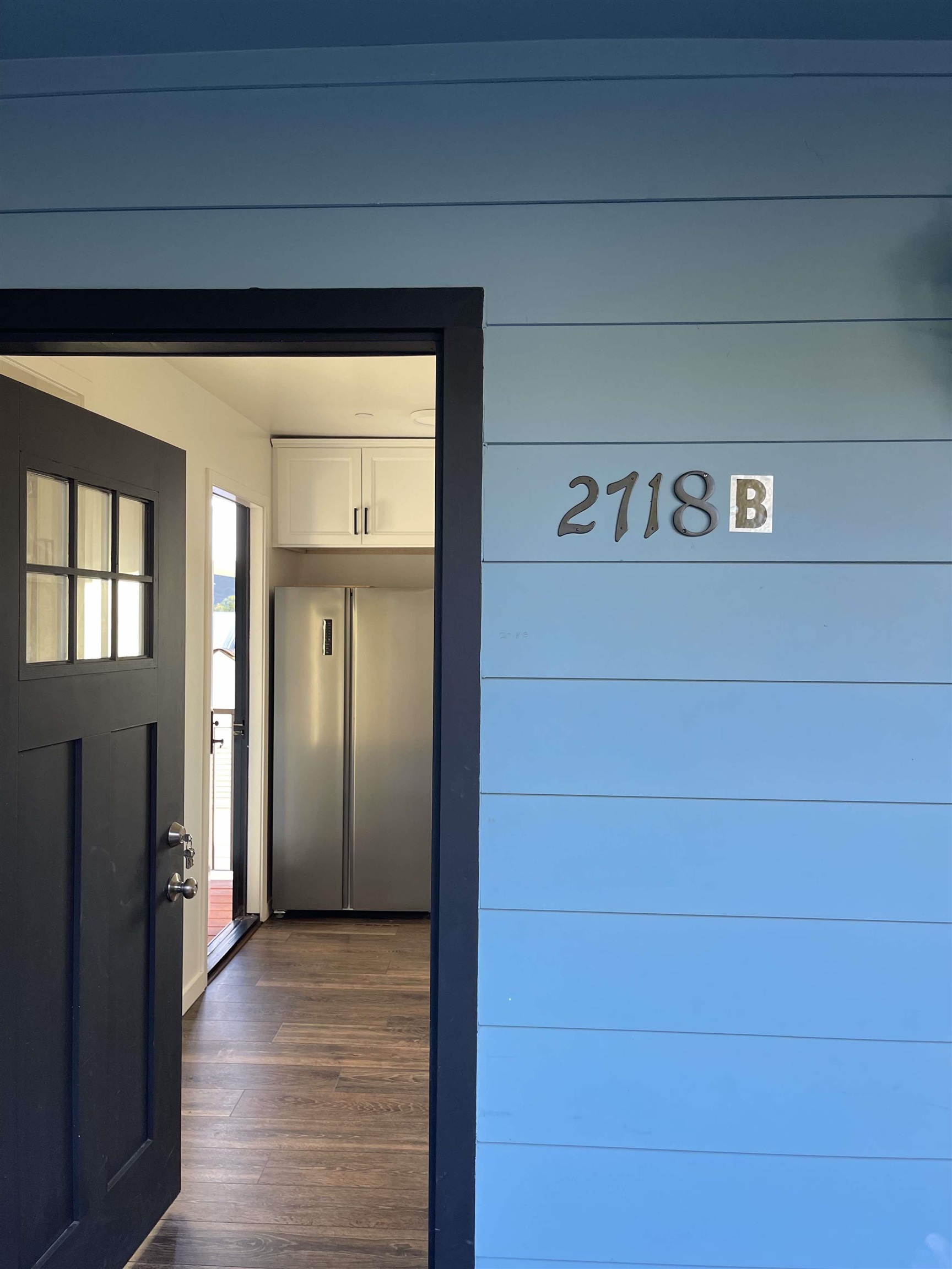 Front Image Thumbnail for EB41122727