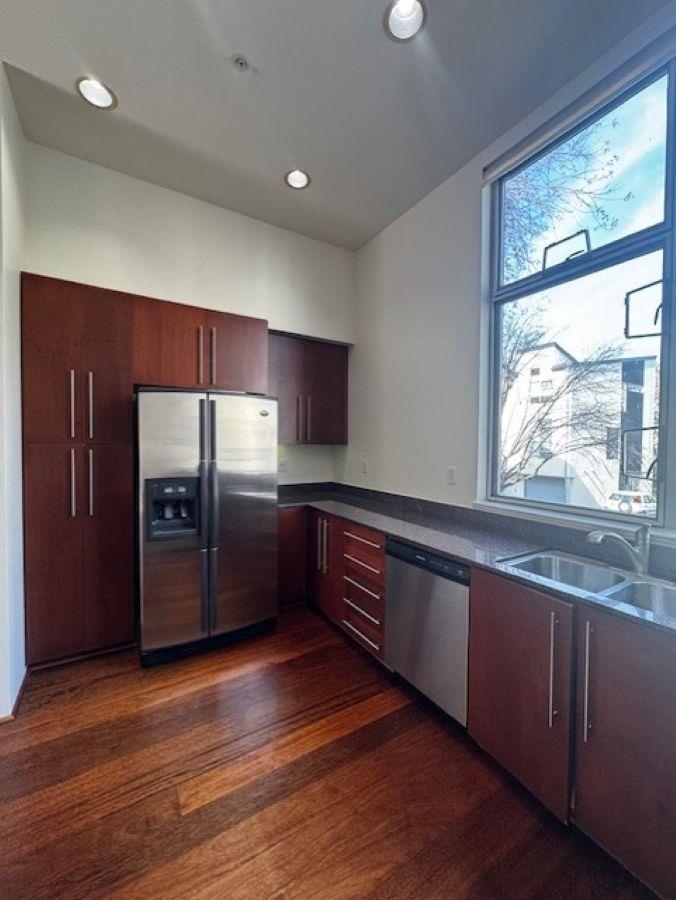 Detail Gallery Image 4 of 29 For 42 Iron Horse Ln, Walnut Creek,  CA 94597 - 2 Beds | 3 Baths