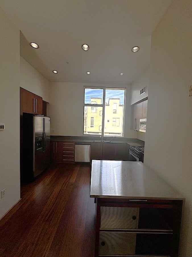 Detail Gallery Image 5 of 29 For 42 Iron Horse Ln, Walnut Creek,  CA 94597 - 2 Beds | 3 Baths