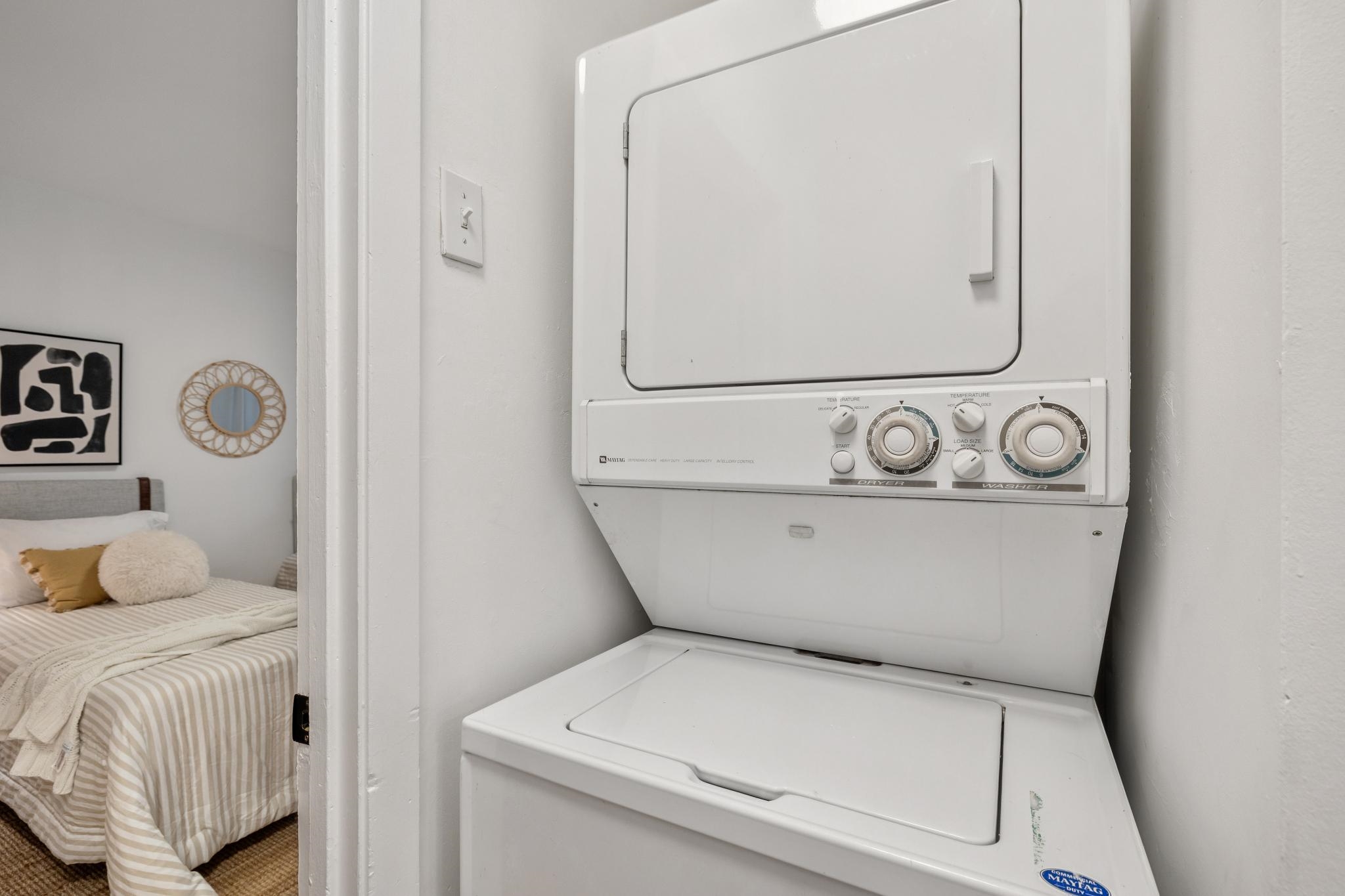 Detail Gallery Image 33 of 60 For 1024 Miller Avenue, Berkeley,  CA 94708 - 4 Beds | 3 Baths