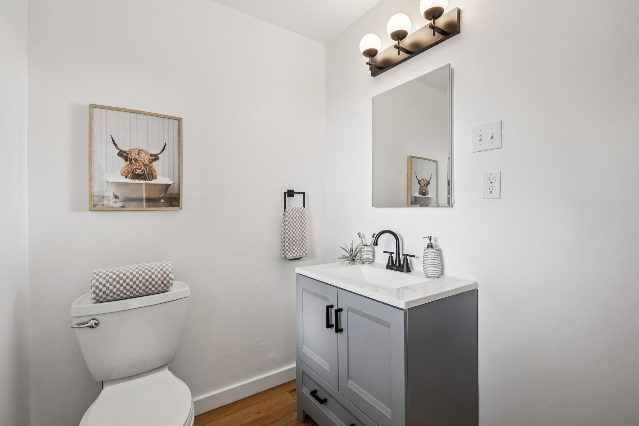 Detail Gallery Image 44 of 60 For 1024 Miller Avenue, Berkeley,  CA 94708 - 4 Beds | 3 Baths