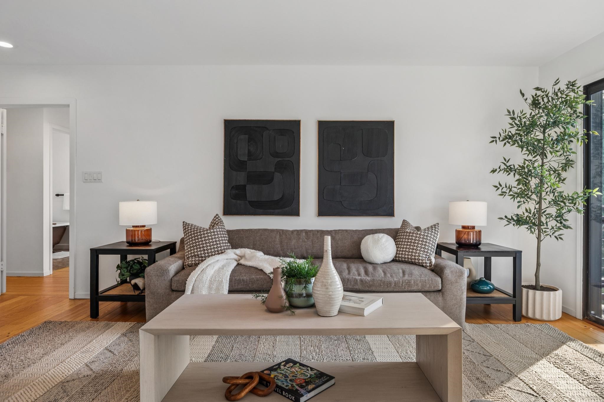 Detail Gallery Image 8 of 60 For 1024 Miller Avenue, Berkeley,  CA 94708 - 4 Beds | 3 Baths