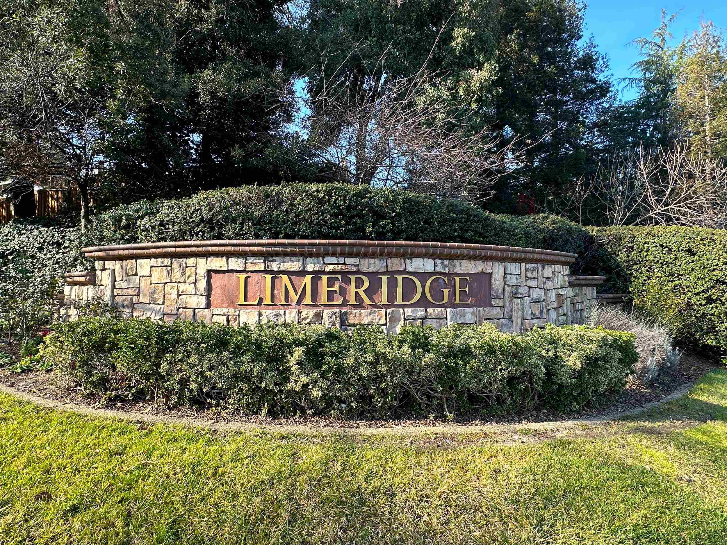 Detail Gallery Image 2 of 57 For 4501 Shellflower Ct, Concord,  CA 94518 - 4 Beds | 2/1 Baths