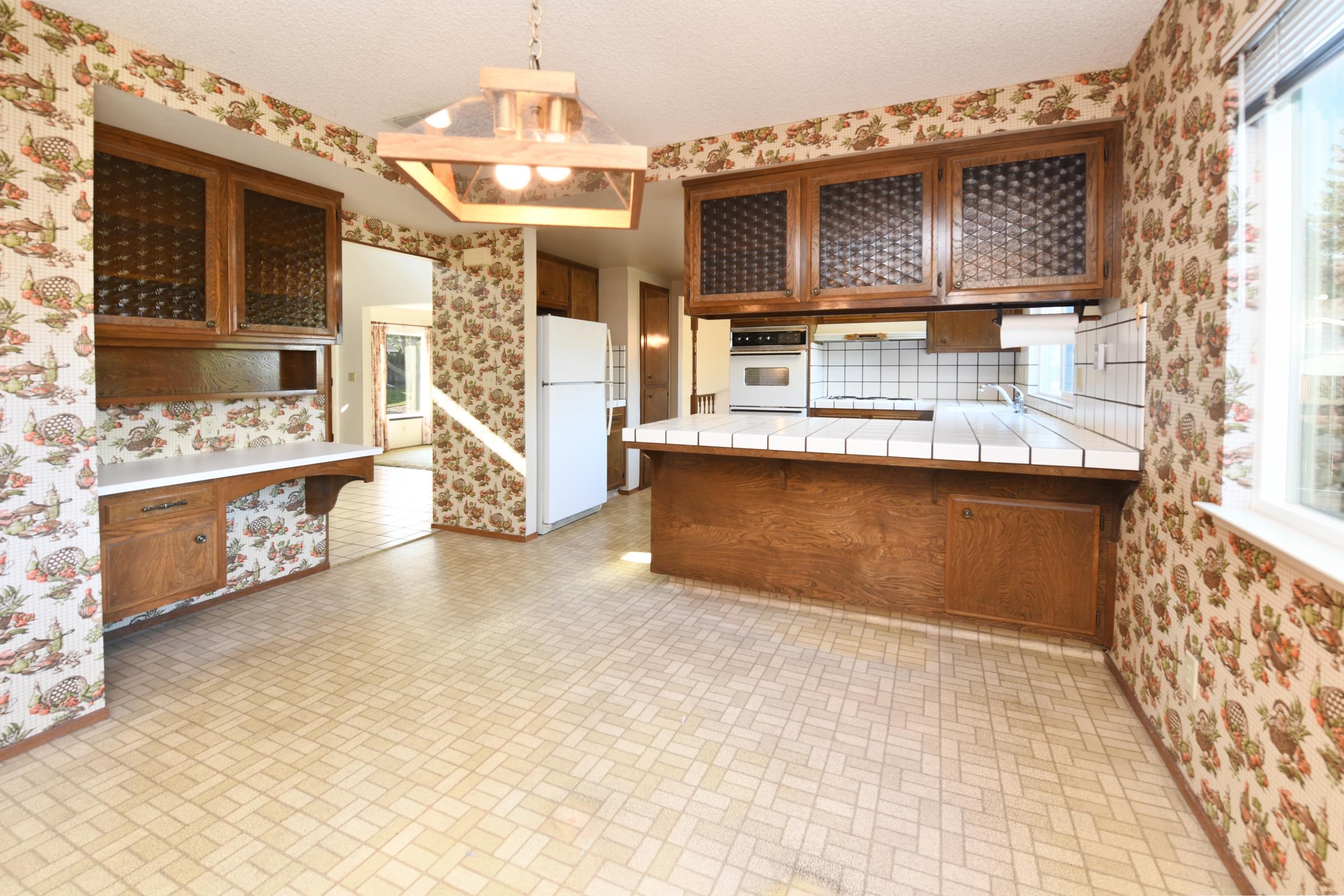 Detail Gallery Image 18 of 57 For 4501 Shellflower Ct, Concord,  CA 94518 - 4 Beds | 2/1 Baths