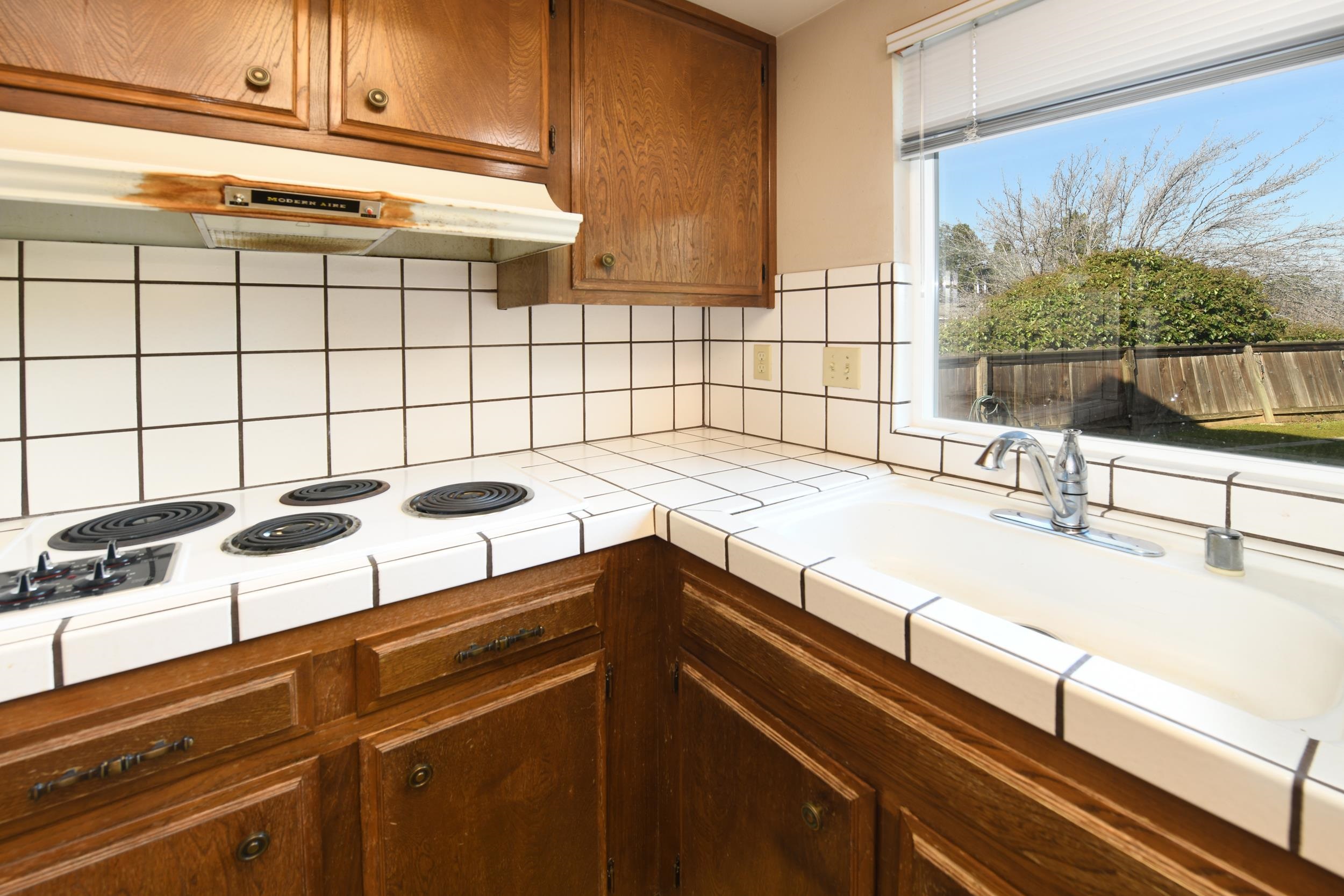 Detail Gallery Image 23 of 57 For 4501 Shellflower Ct, Concord,  CA 94518 - 4 Beds | 2/1 Baths