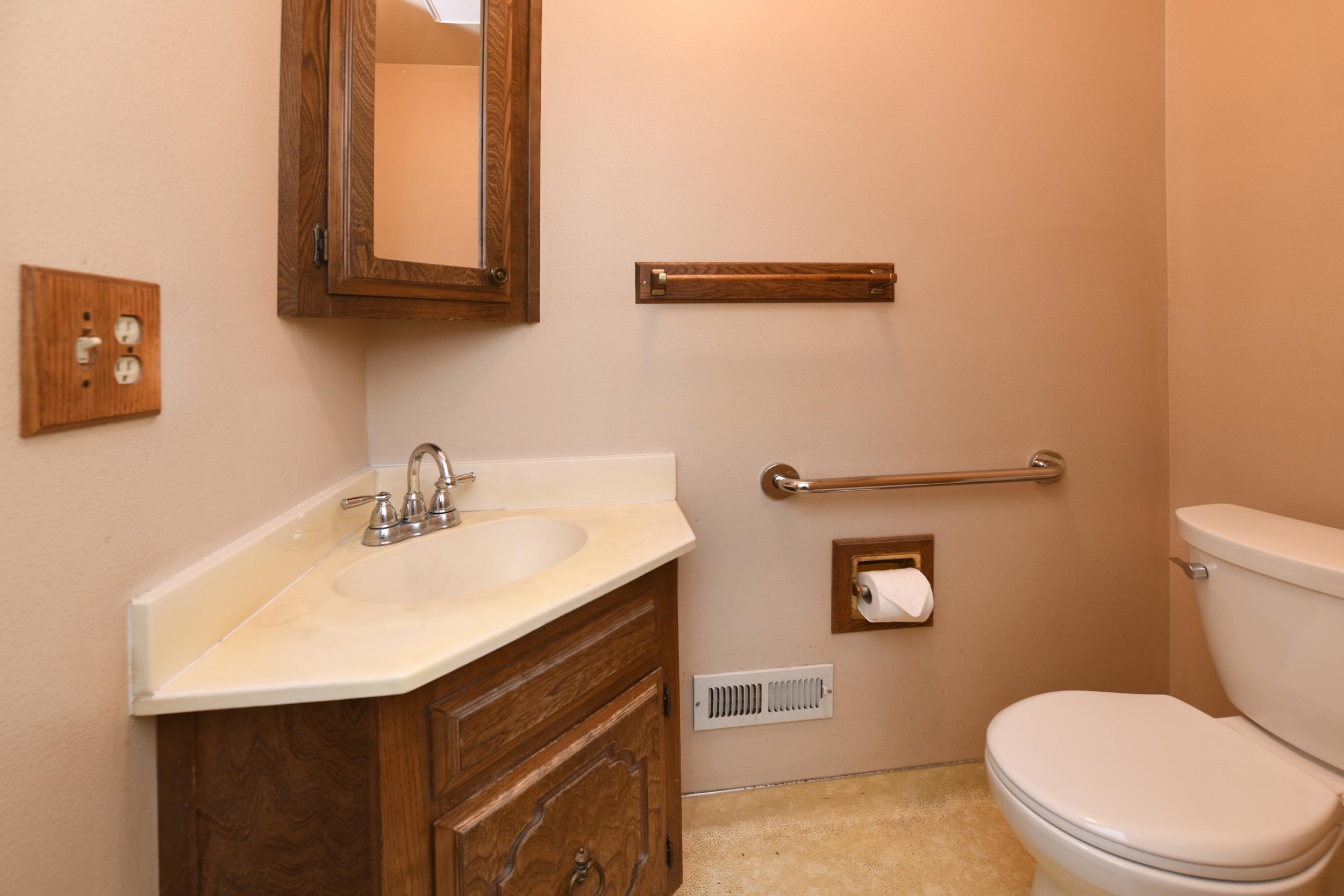 Detail Gallery Image 29 of 57 For 4501 Shellflower Ct, Concord,  CA 94518 - 4 Beds | 2/1 Baths