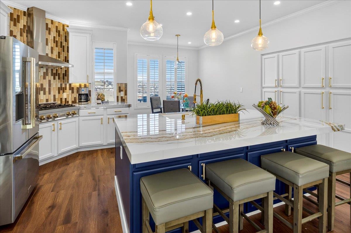 Detail Gallery Image 22 of 60 For 209 Bay Ridge Dr, Daly City,  CA 94014 - 5 Beds | 3/1 Baths