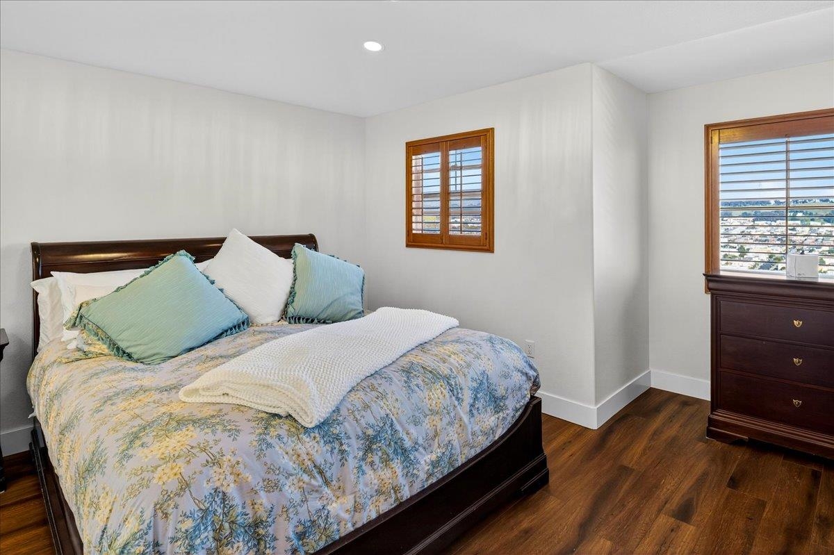 Detail Gallery Image 43 of 60 For 209 Bay Ridge Dr, Daly City,  CA 94014 - 5 Beds | 3/1 Baths