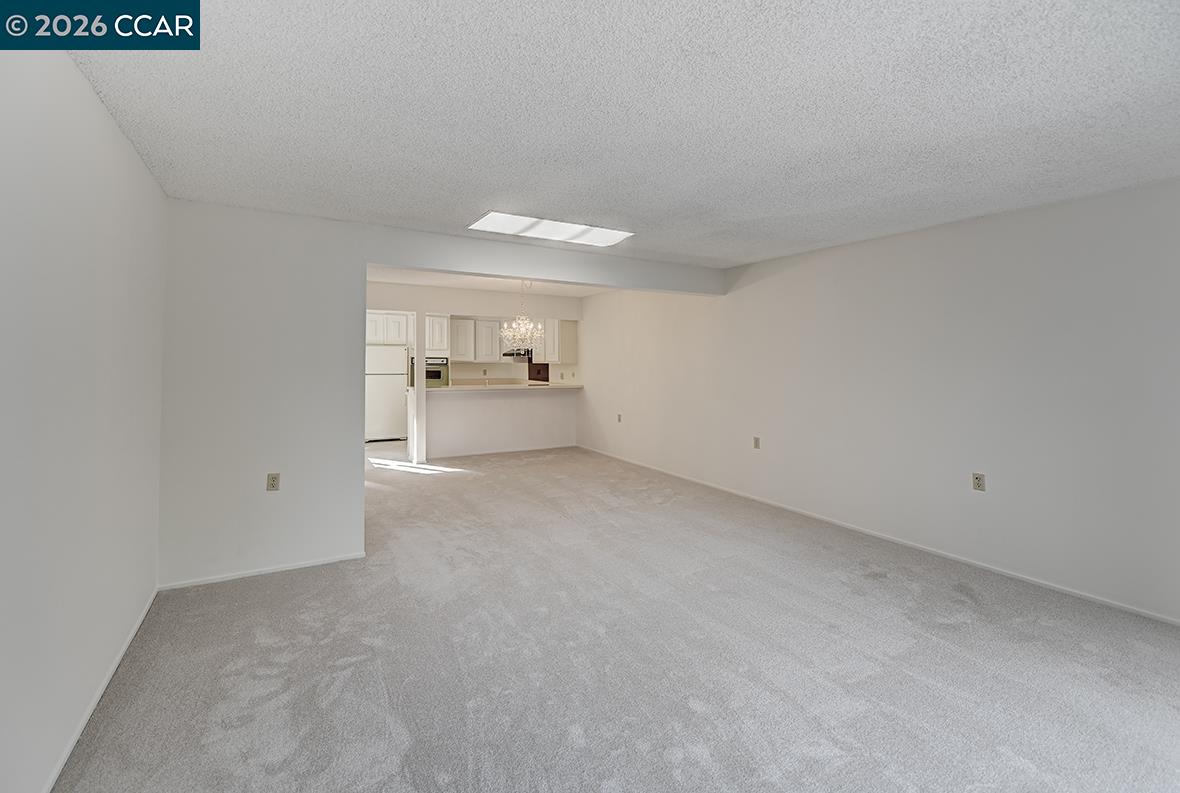 Photo #16: 41122734 Listing: Photo #16