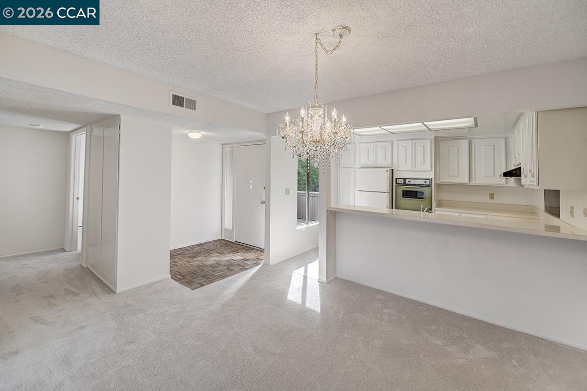 Photo #17: 41122734 Listing: Photo #17