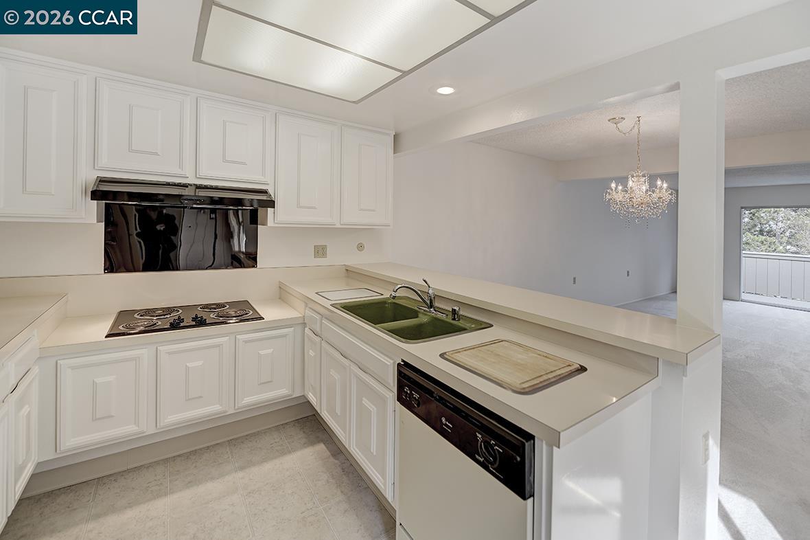 Photo #9: 41122734 Listing: Photo #9