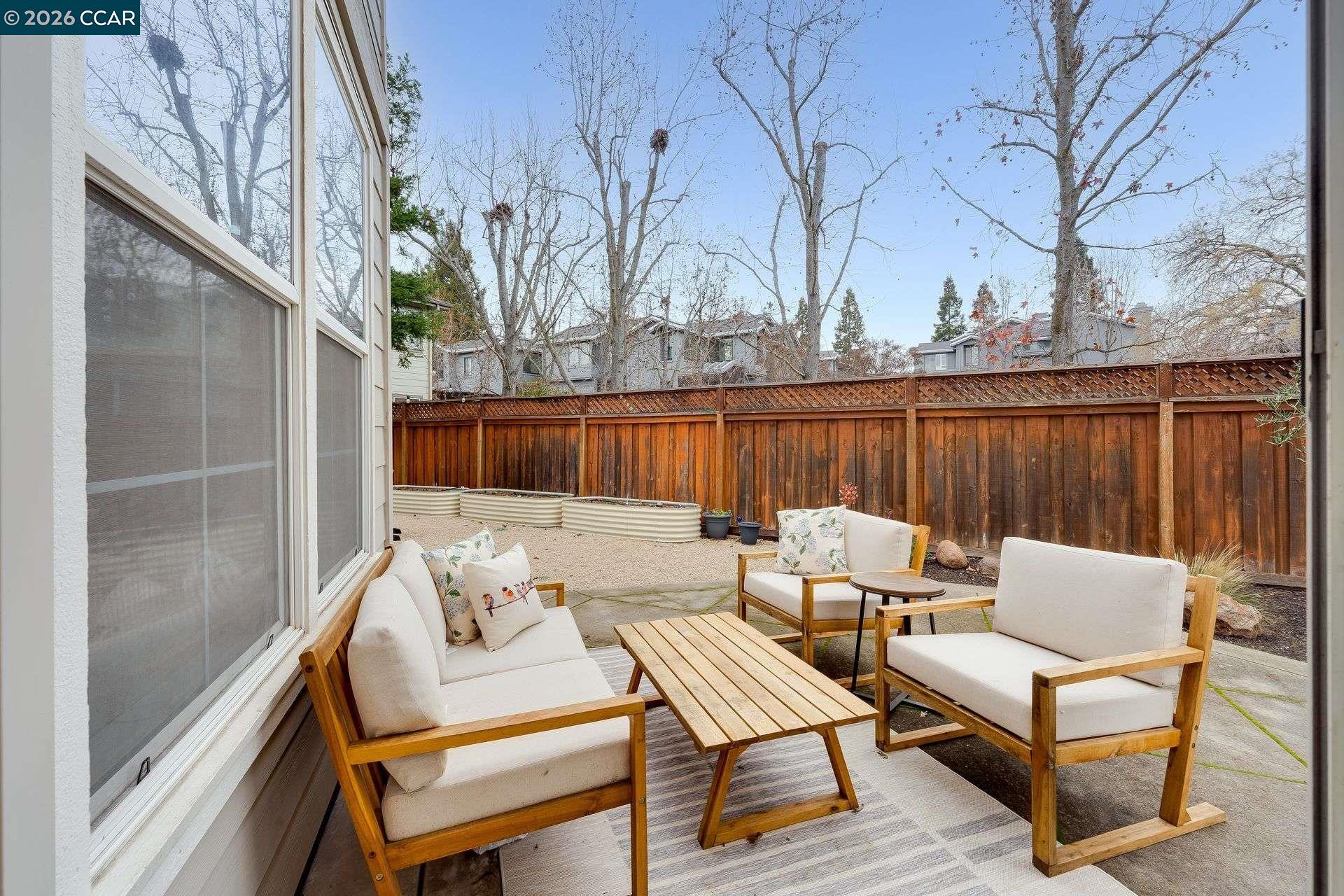 Detail Gallery Image 29 of 41 For 942 Monet Cir, Walnut Creek,  CA 94597 - 3 Beds | 2/1 Baths