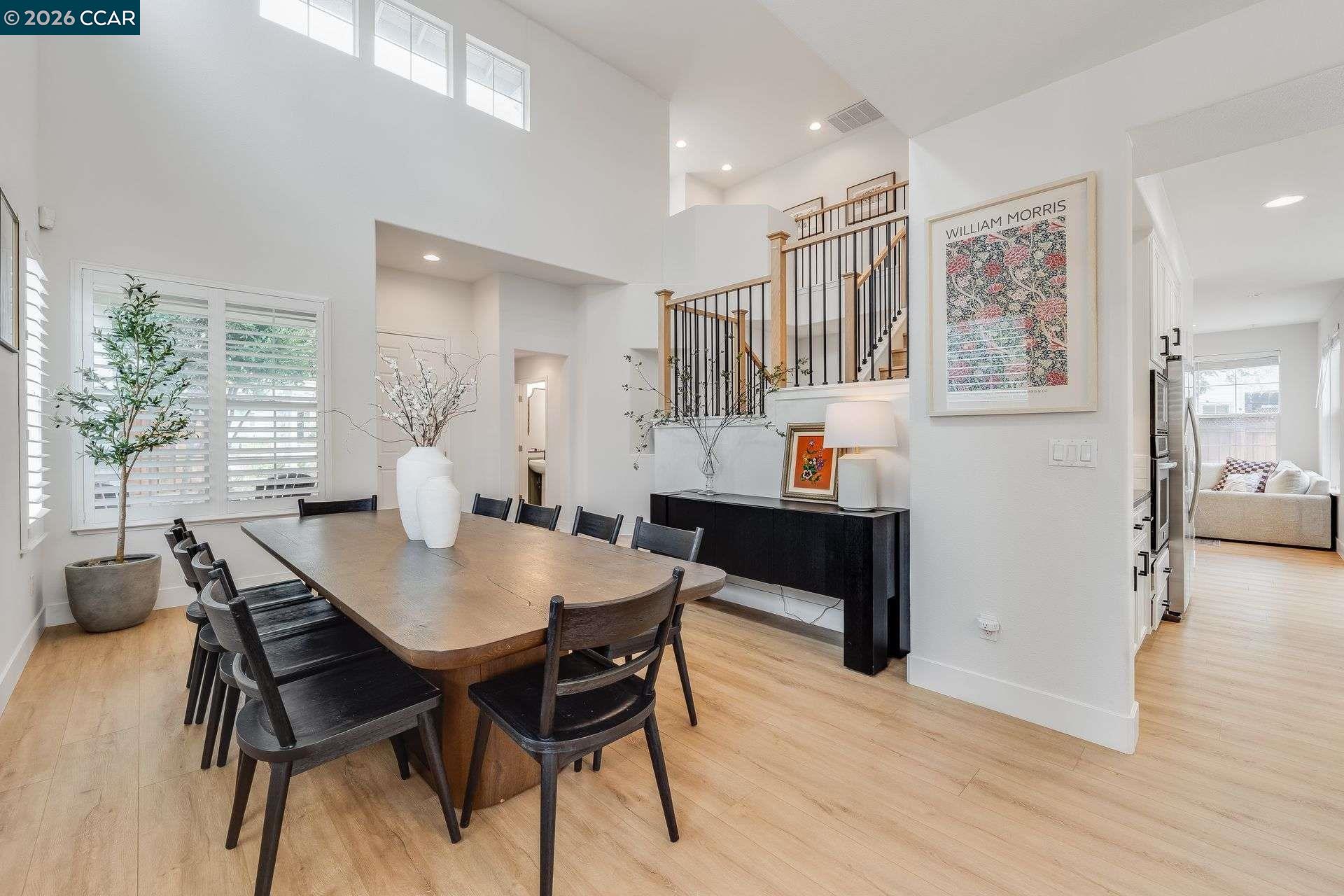 Detail Gallery Image 5 of 41 For 942 Monet Cir, Walnut Creek,  CA 94597 - 3 Beds | 2/1 Baths