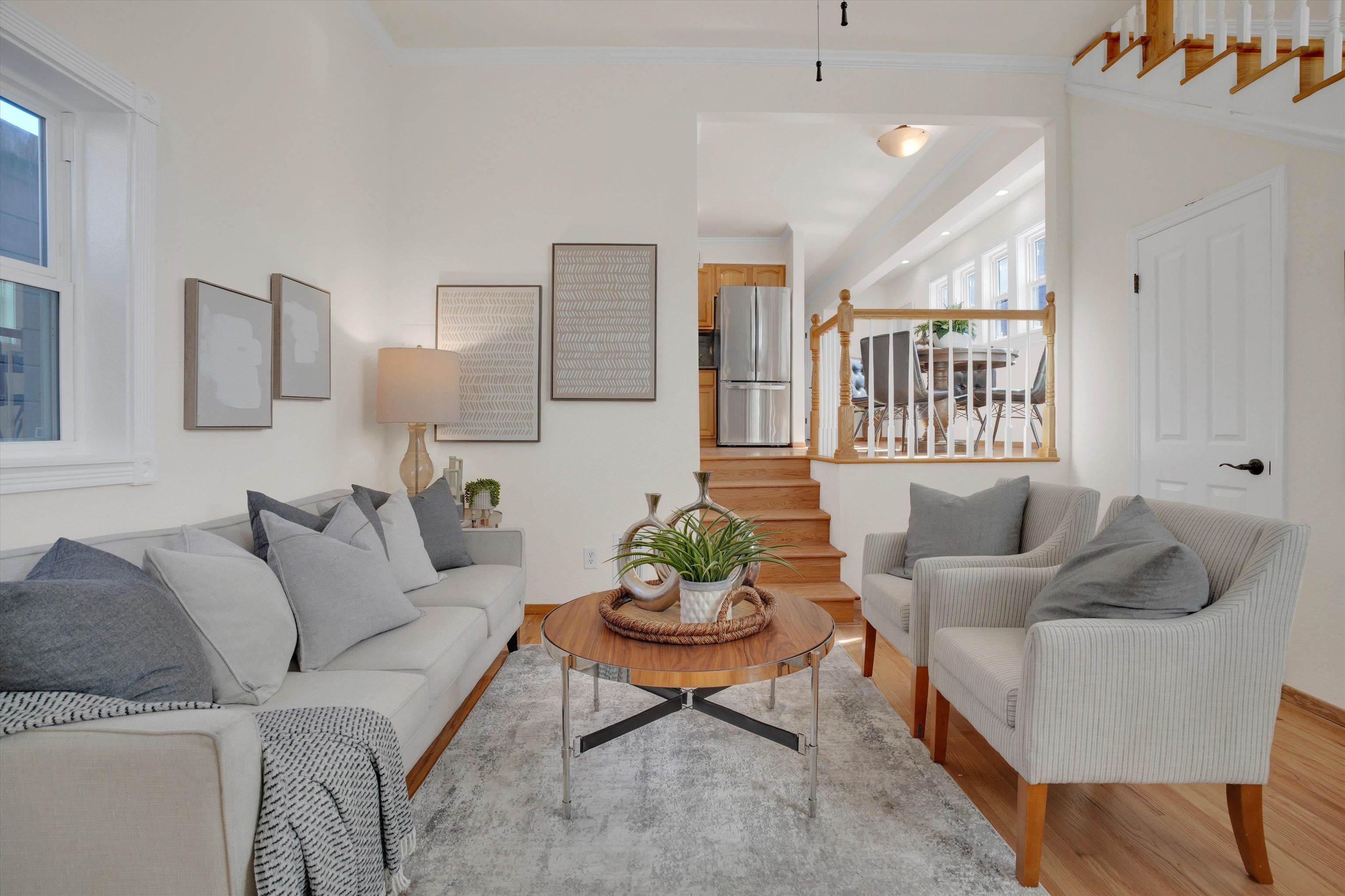 Detail Gallery Image 3 of 32 For 1821 Grand St, Alameda,  CA 94501 - 3 Beds | 1/1 Baths