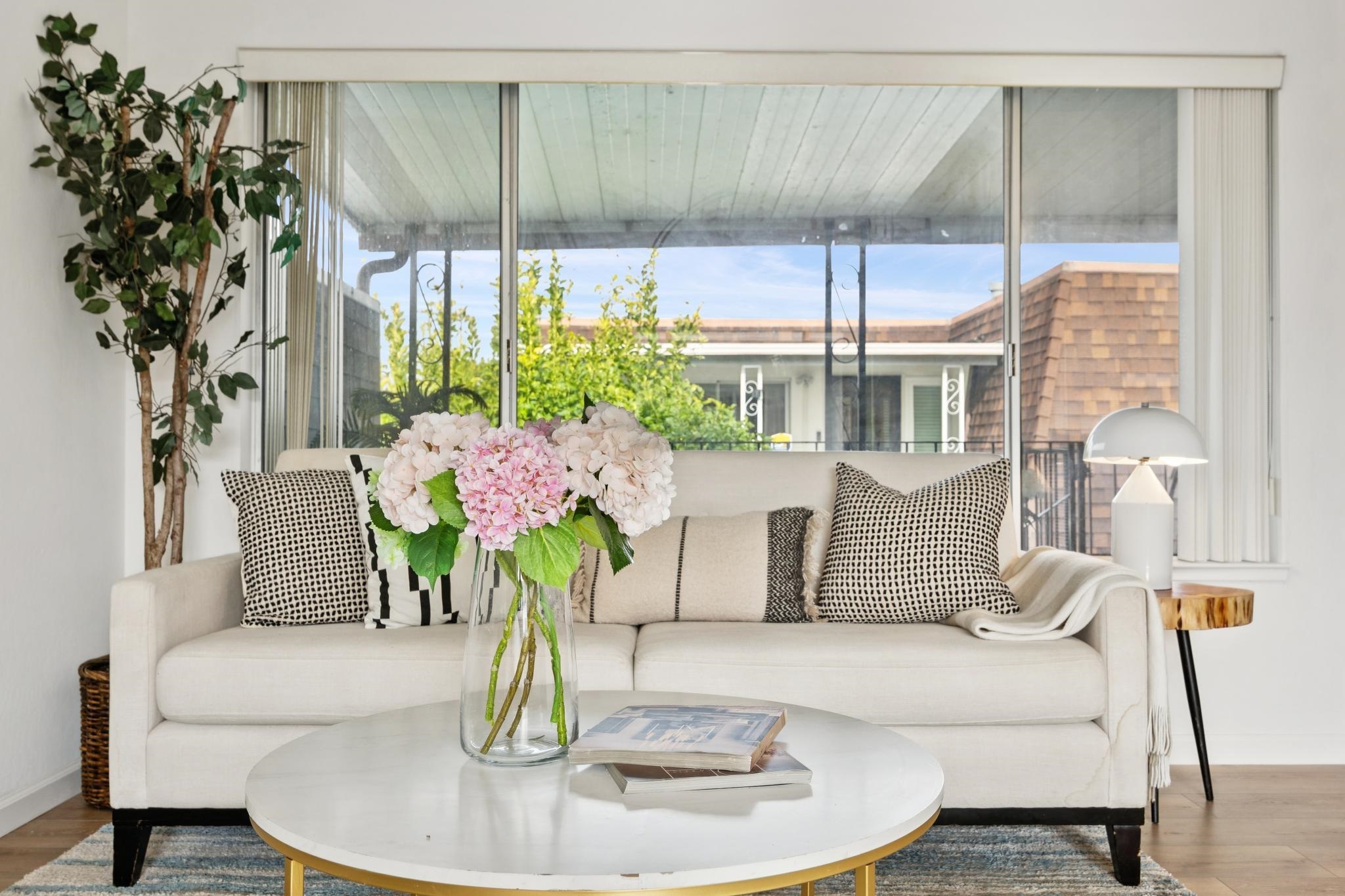 Photo #8: 41122738 Listing: Photo #8