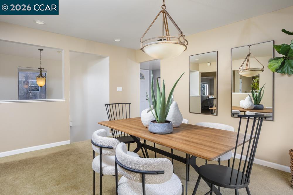 Detail Gallery Image 14 of 39 For 2542 Mockingbird Hill Rd, Walnut Creek,  CA 94597 - 4 Beds | 2/1 Baths