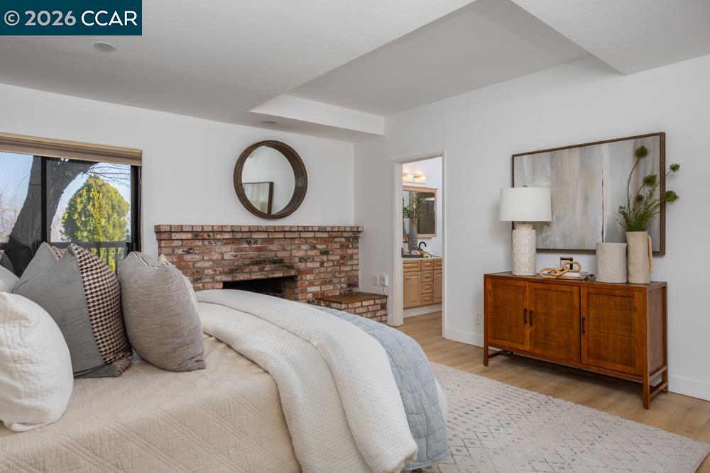 Detail Gallery Image 26 of 39 For 2542 Mockingbird Hill Rd, Walnut Creek,  CA 94597 - 4 Beds | 2/1 Baths