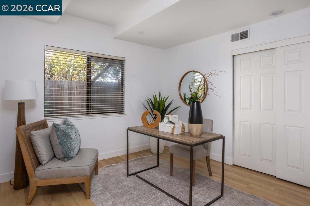 Detail Gallery Image 30 of 39 For 2542 Mockingbird Hill Rd, Walnut Creek,  CA 94597 - 4 Beds | 2/1 Baths