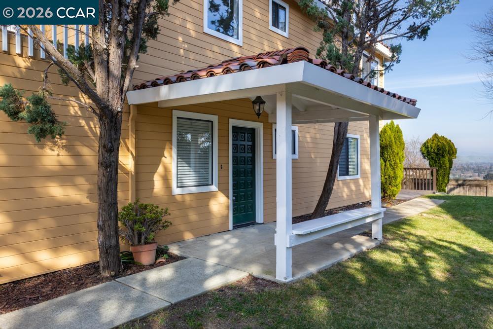 Detail Gallery Image 32 of 39 For 2542 Mockingbird Hill Rd, Walnut Creek,  CA 94597 - 4 Beds | 2/1 Baths