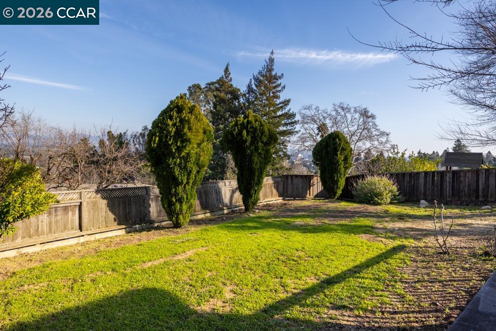 Detail Gallery Image 36 of 39 For 2542 Mockingbird Hill Rd, Walnut Creek,  CA 94597 - 4 Beds | 2/1 Baths