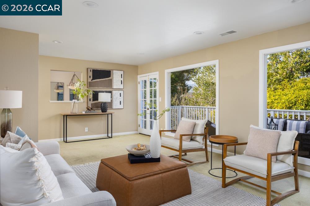 Detail Gallery Image 6 of 39 For 2542 Mockingbird Hill Rd, Walnut Creek,  CA 94597 - 4 Beds | 2/1 Baths