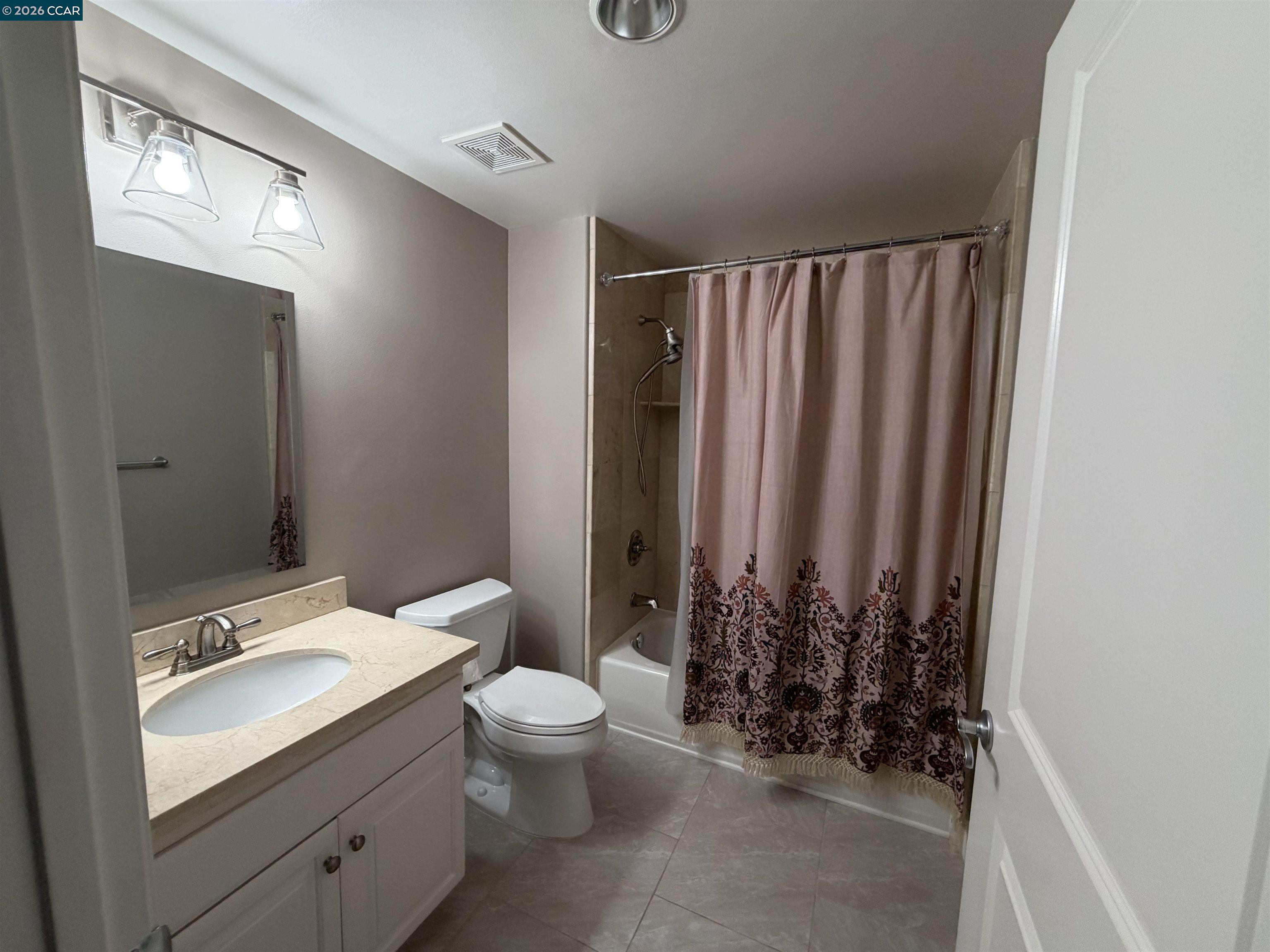 Detail Gallery Image 13 of 18 For 1800 Alma Ave #402,  Walnut Creek,  CA 94596 - 2 Beds | 2 Baths
