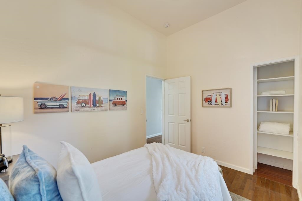 Detail Gallery Image 14 of 60 For 1022 Chestnut Street, Oakland,  CA 94607-2716 - 3 Beds | 2 Baths