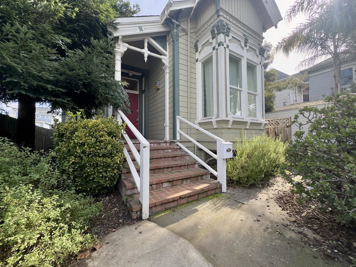 Detail Gallery Image 35 of 60 For 1022 Chestnut Street, Oakland,  CA 94607-2716 - 3 Beds | 2 Baths