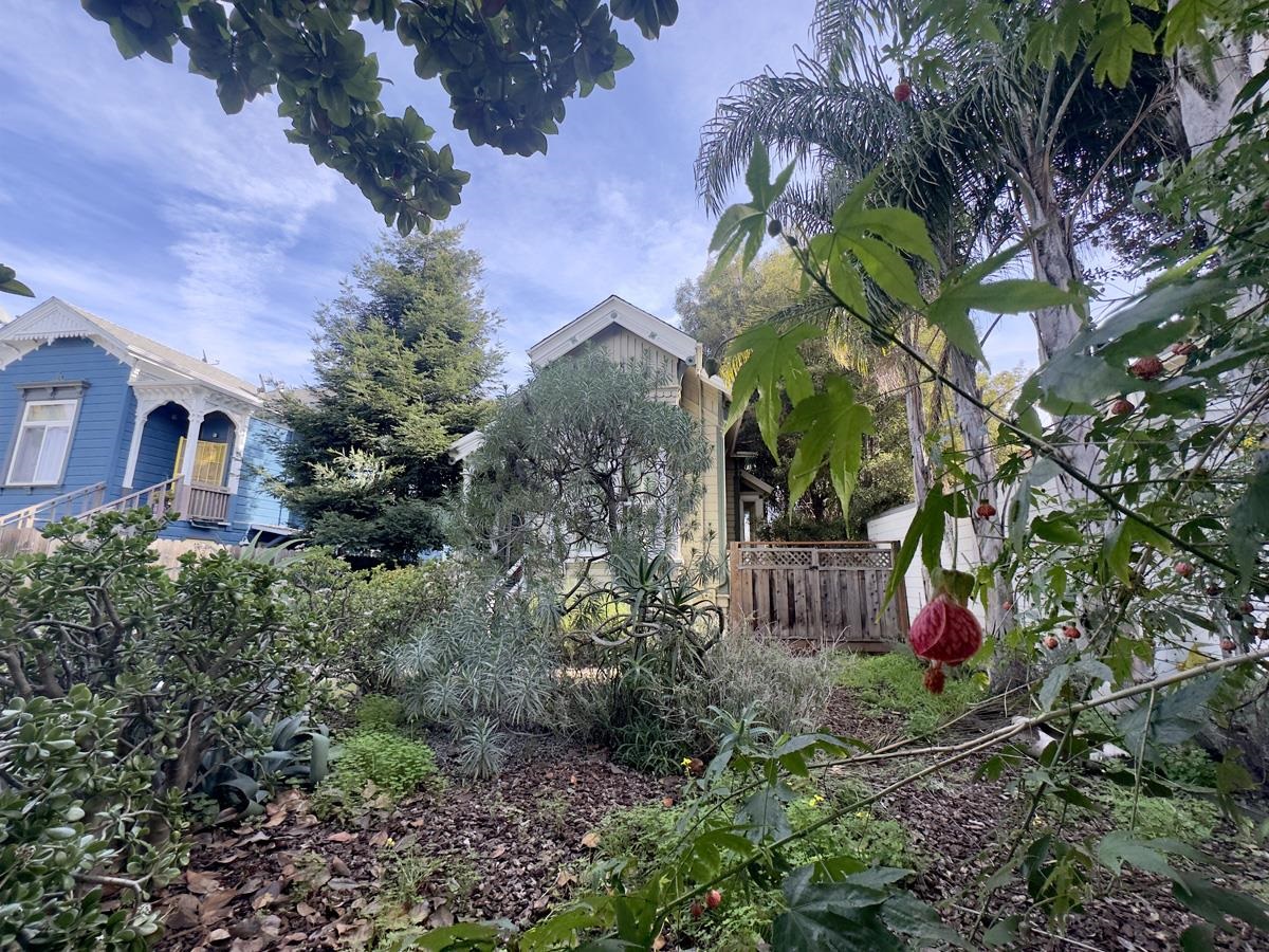 Detail Gallery Image 37 of 60 For 1022 Chestnut Street, Oakland,  CA 94607-2716 - 3 Beds | 2 Baths