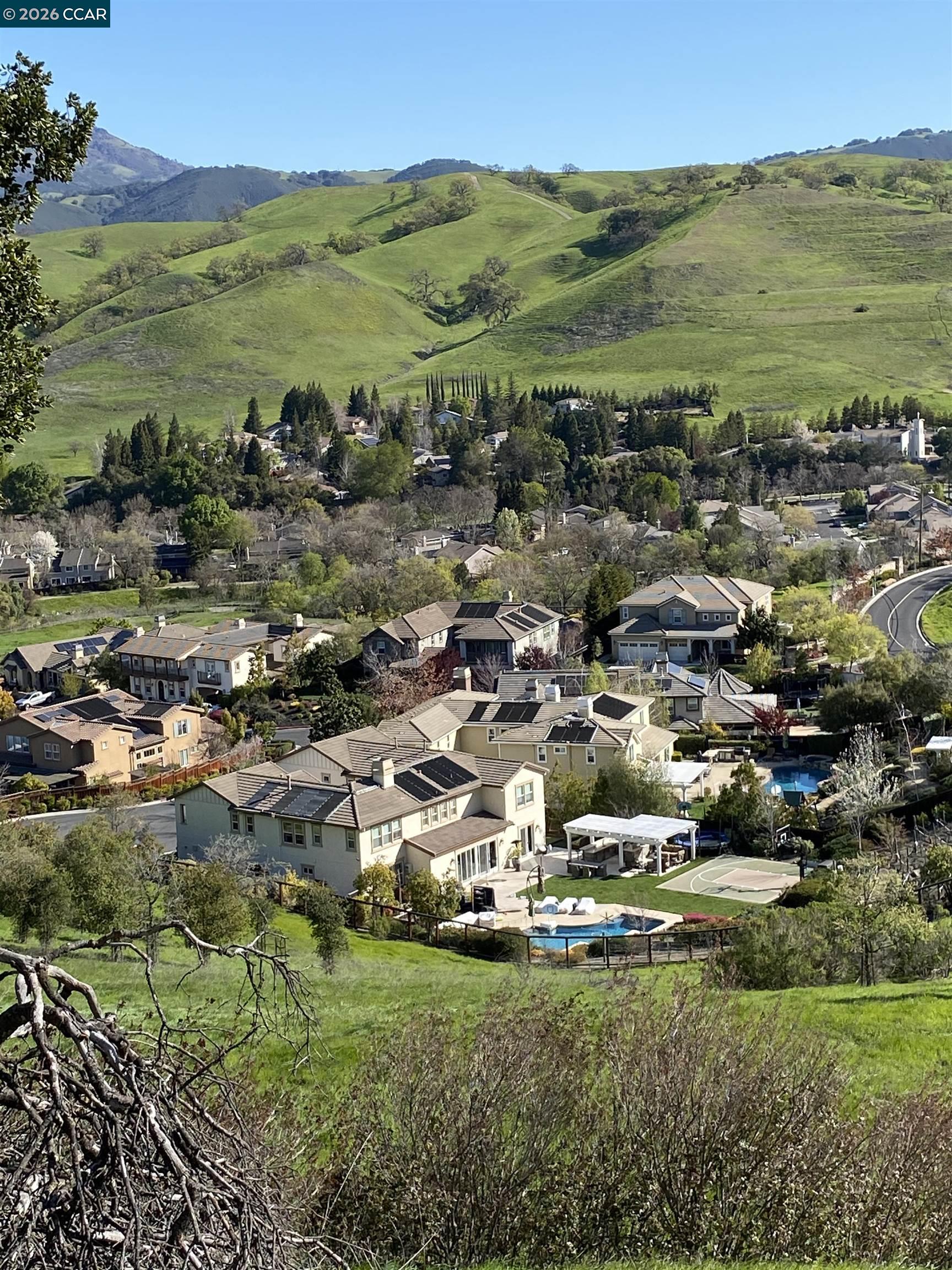 Detail Gallery Image 5 of 6 For 2490 Tassajara Ln, Danville,  CA 94526 - – Beds | – Baths