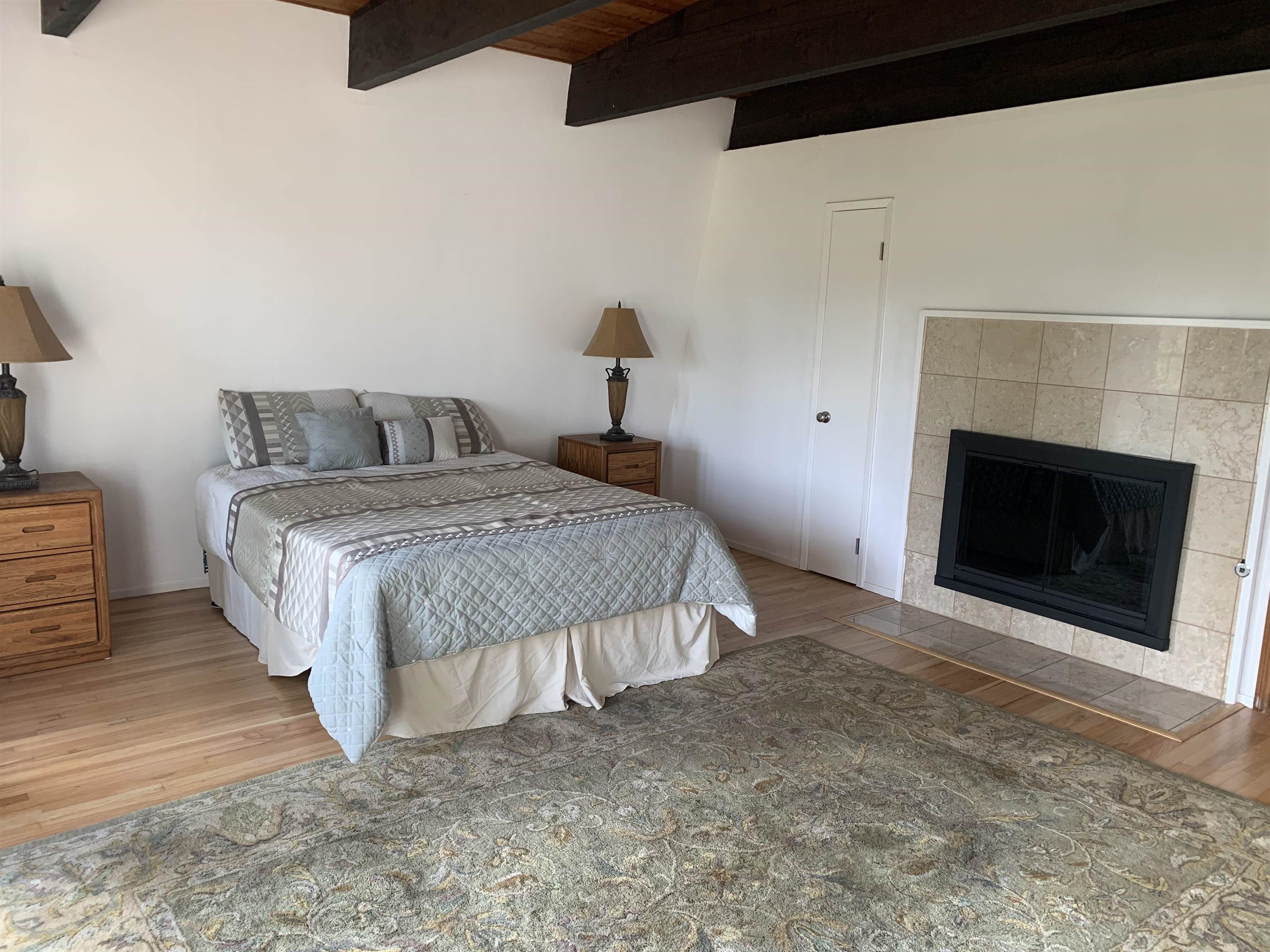 Detail Gallery Image 18 of 41 For 4515 Ewing Rd, Castro Valley,  CA 94546-1013 - 4 Beds | 2 Baths