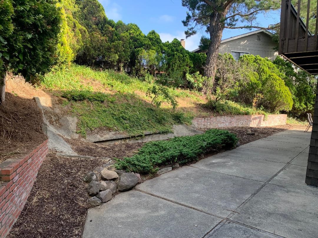 Detail Gallery Image 29 of 41 For 4515 Ewing Rd, Castro Valley,  CA 94546-1013 - 4 Beds | 2 Baths