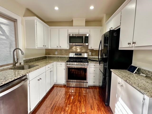 Detail Gallery Image 12 of 30 For 748 Windward Dr, Rodeo,  CA 94572 - 3 Beds | 2 Baths