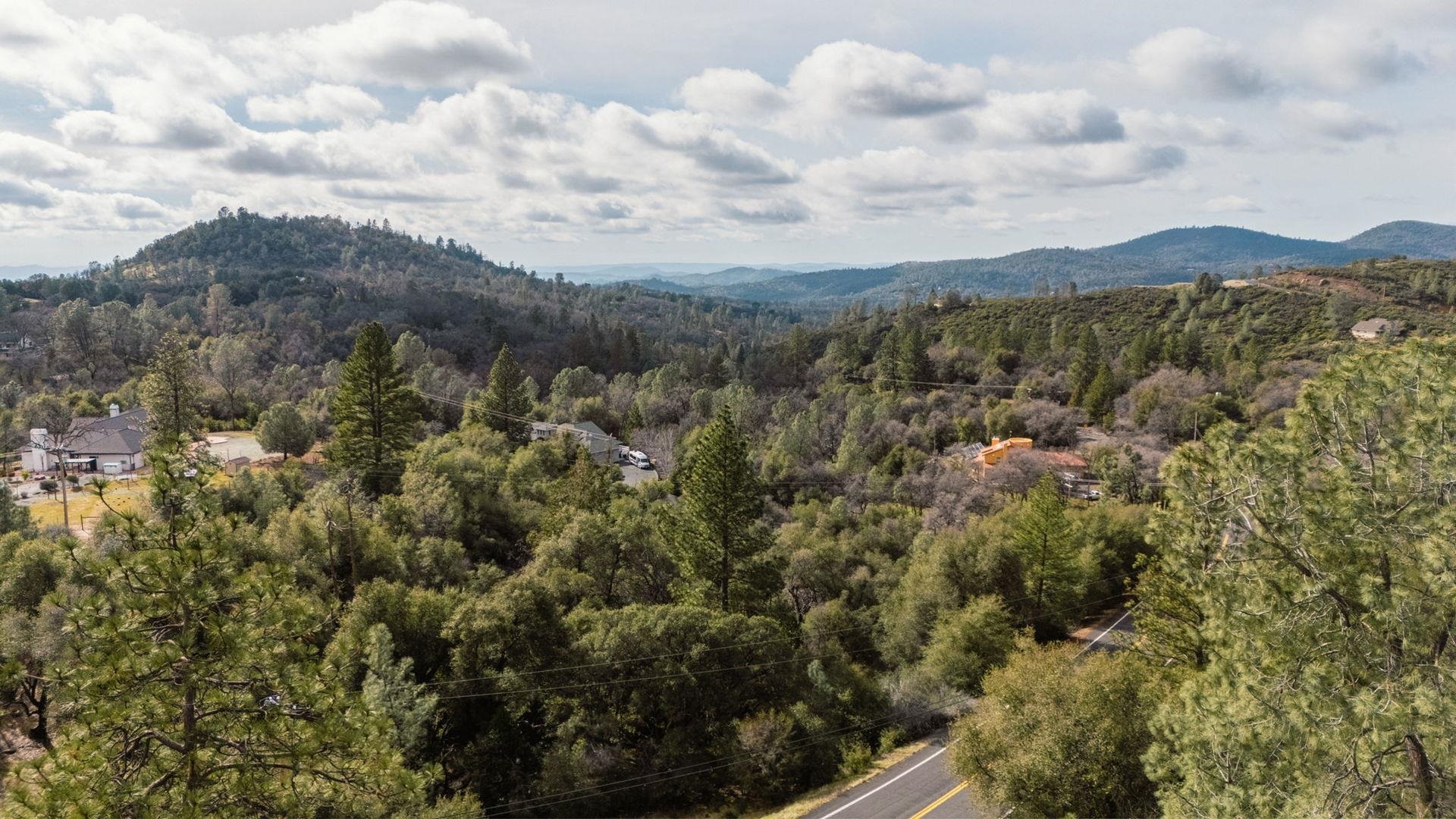 Detail Gallery Image 11 of 14 For 15870 Crestridge Ave, Sonora,  CA 95370 - – Beds | – Baths