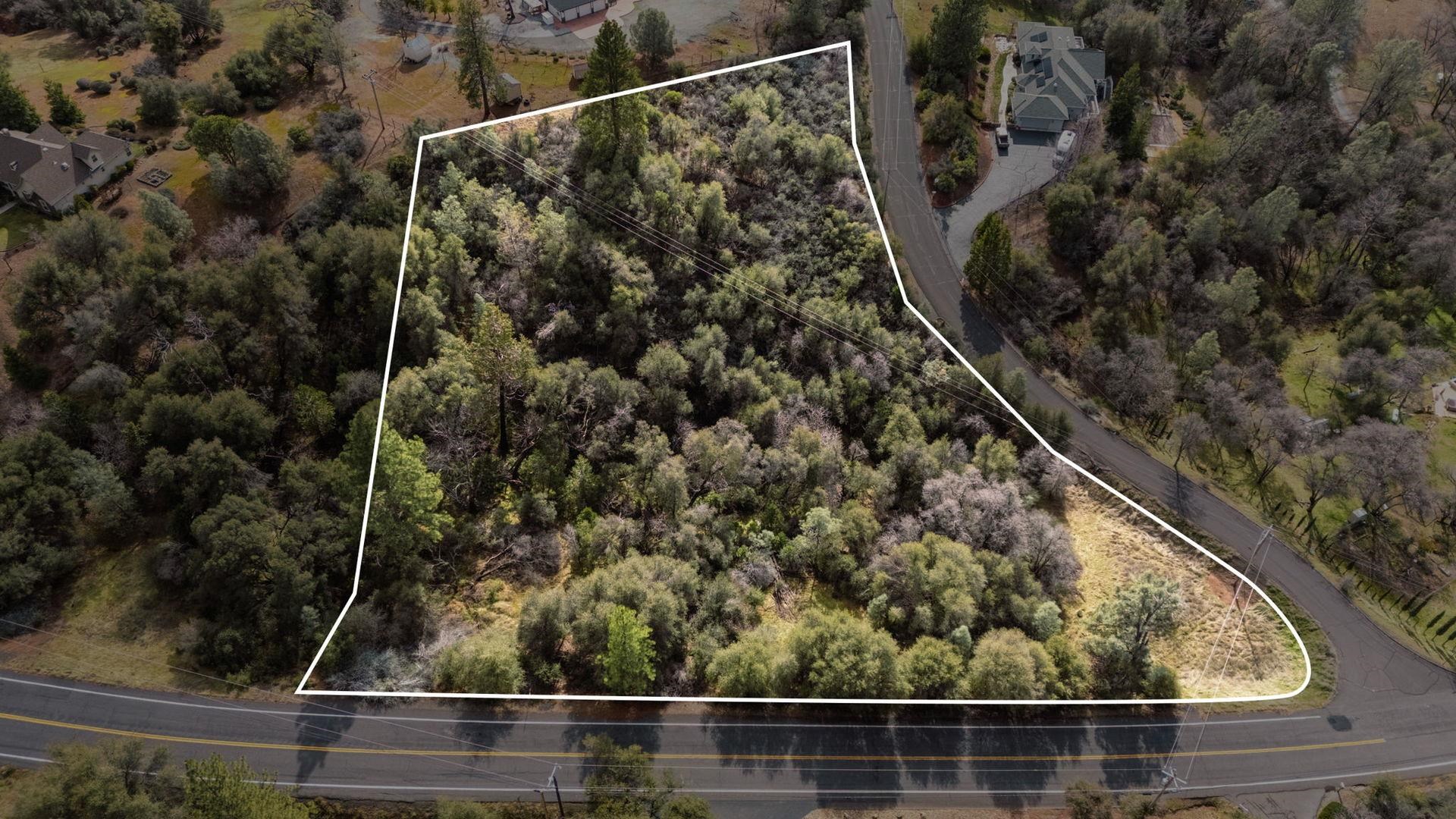 Detail Gallery Image 5 of 14 For 15870 Crestridge Ave, Sonora,  CA 95370 - – Beds | – Baths