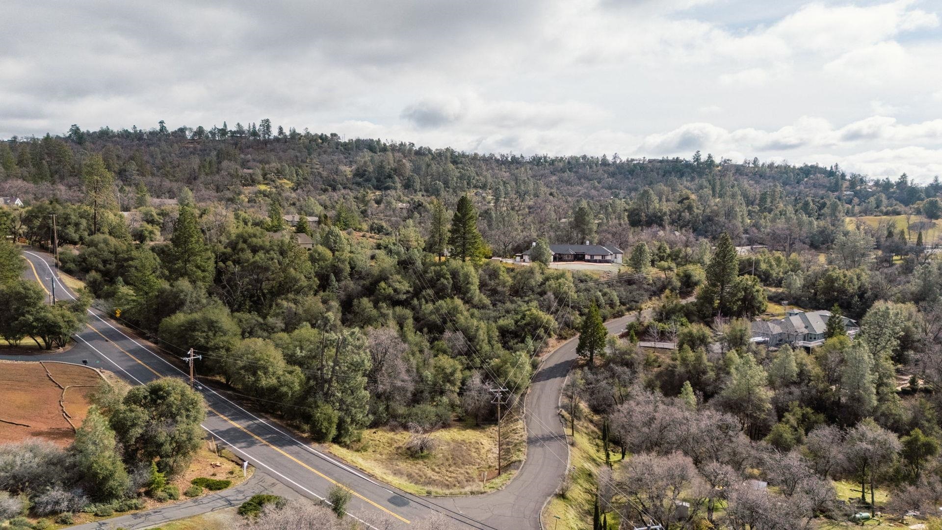 Detail Gallery Image 10 of 14 For 15870 Crestridge Ave, Sonora,  CA 95370 - – Beds | – Baths