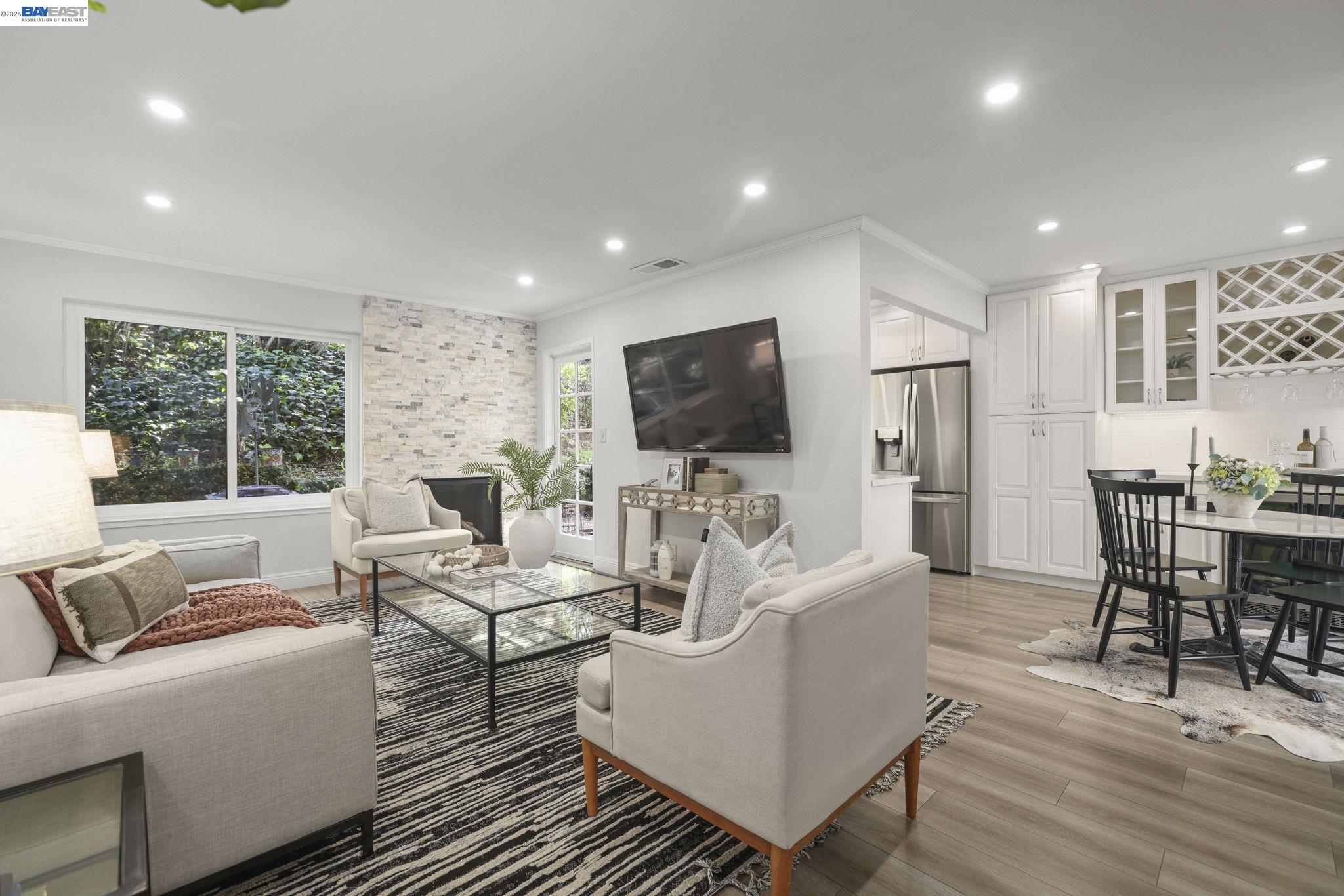 Front Image Thumbnail for BE41122757