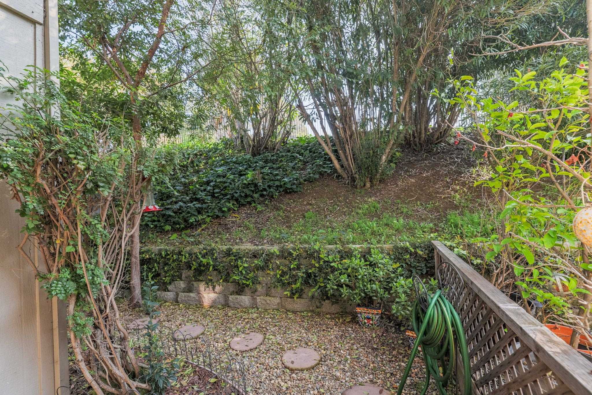 Detail Gallery Image 28 of 39 For 1444 Ashwood Drive, Martinez,  CA 94553 - 2 Beds | 1/1 Baths