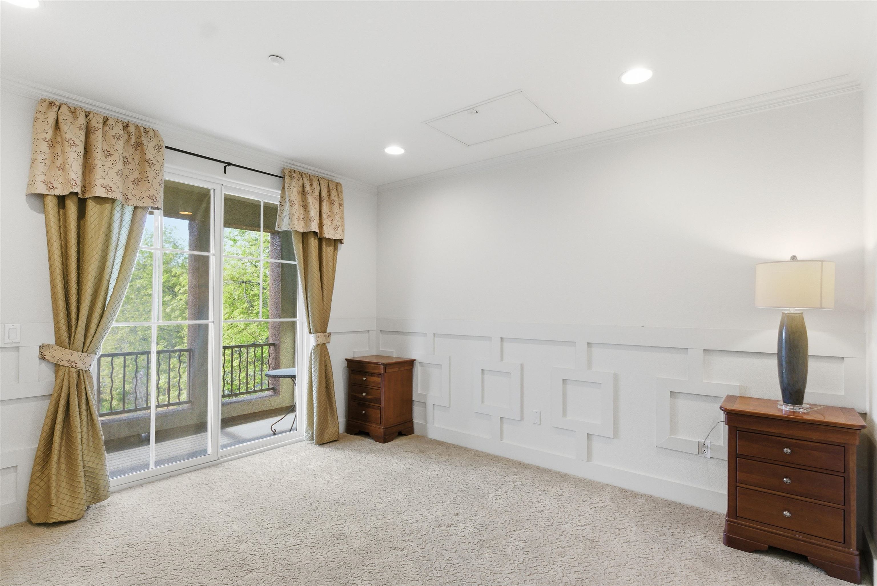 Detail Gallery Image 15 of 42 For 1291 Marcello Dr, San Jose,  CA 95131 - 2 Beds | 2/1 Baths