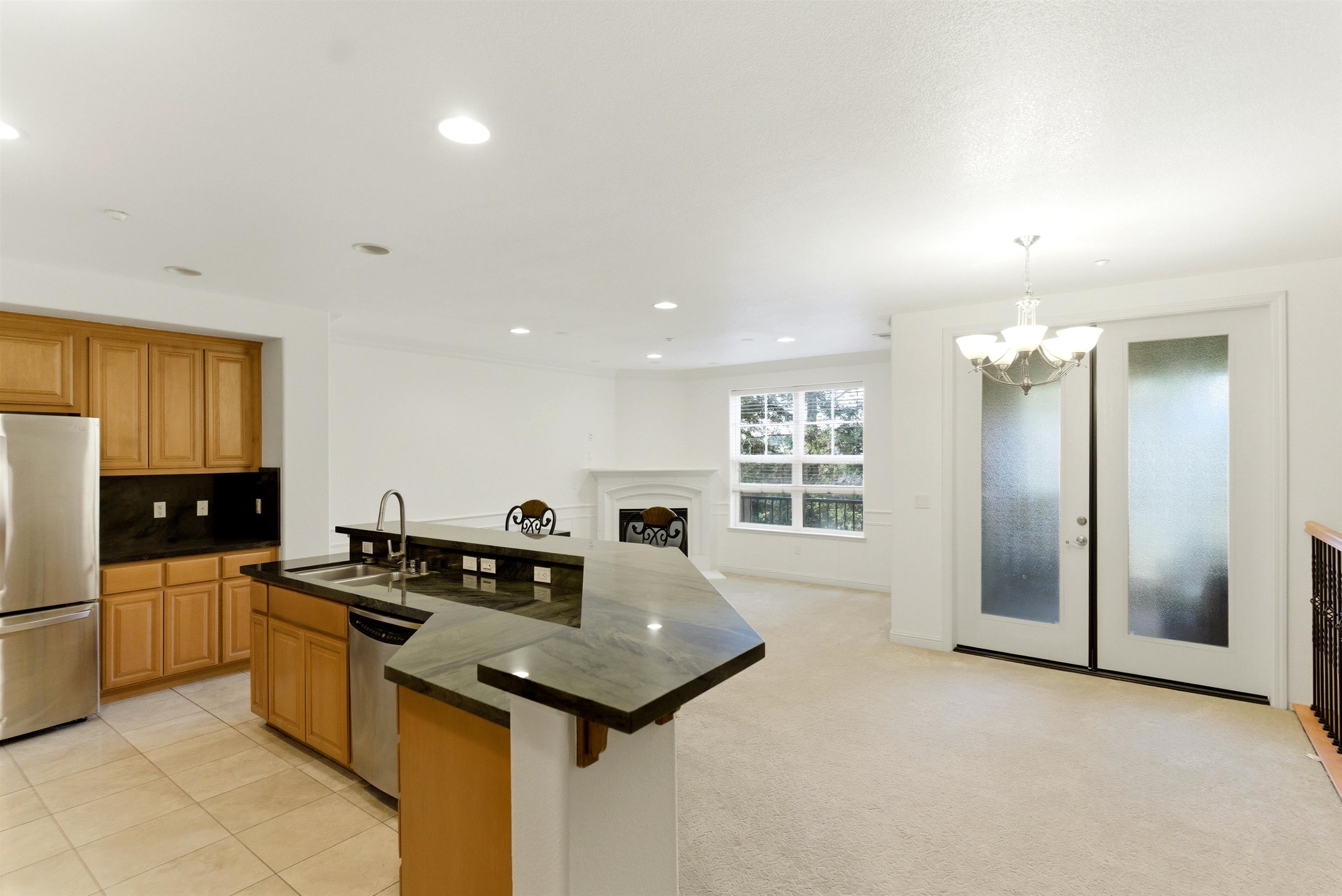 Detail Gallery Image 5 of 42 For 1291 Marcello Dr, San Jose,  CA 95131 - 2 Beds | 2/1 Baths