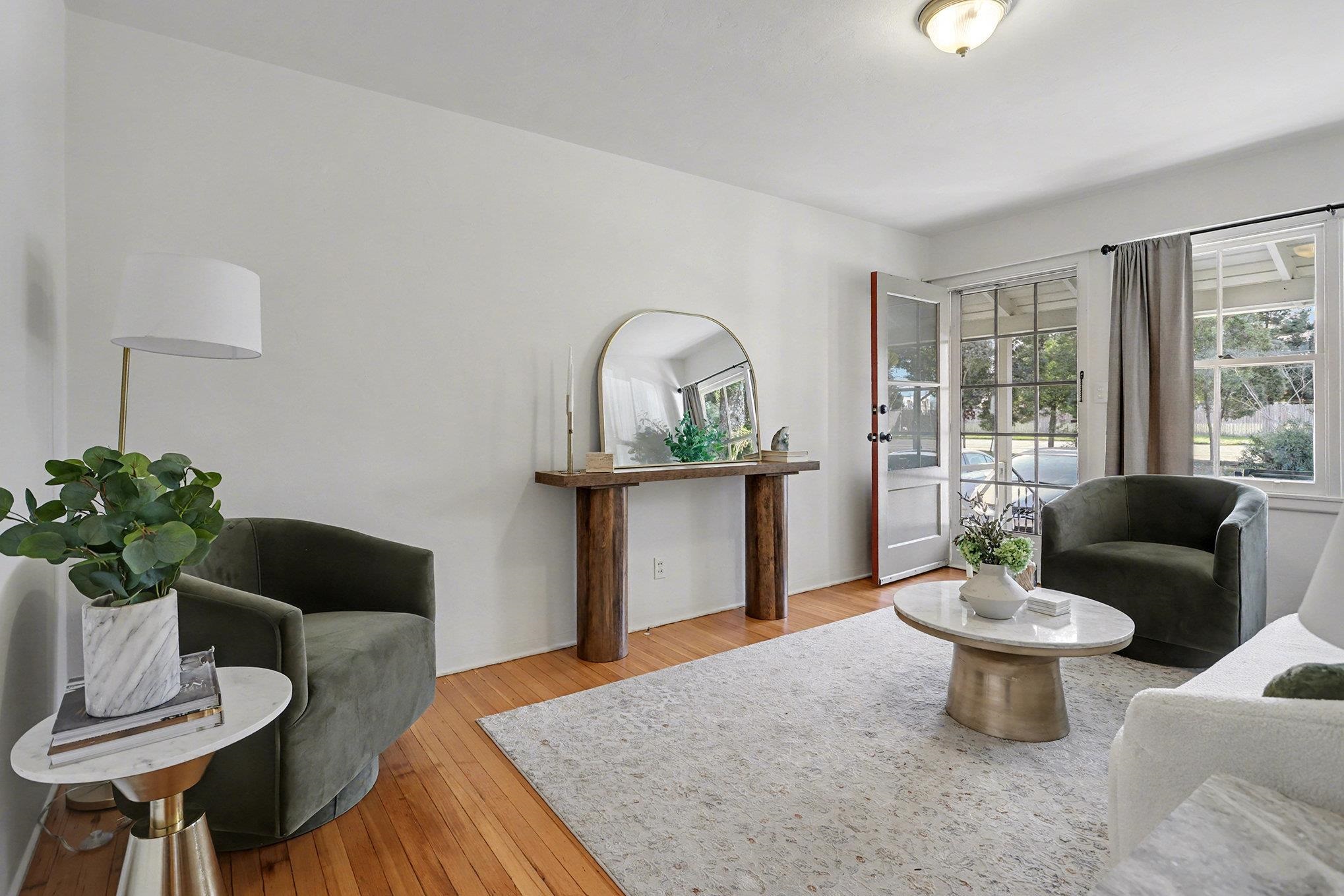 Photo #7: 41122760 Listing: Photo #7