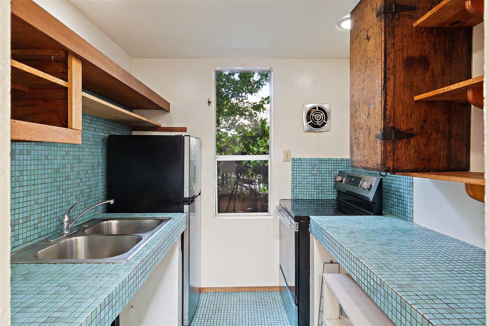 Detail Gallery Image 22 of 26 For 2415 Blake St, Berkeley,  CA 94704 - – Beds | – Baths