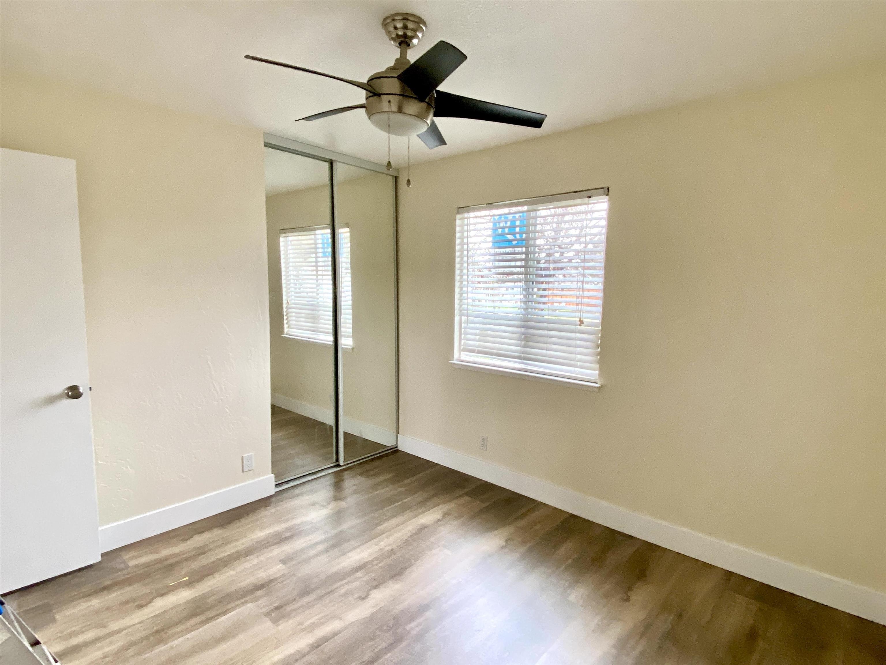 Detail Gallery Image 8 of 10 For 5865 Idlewild Ave, Livermore,  CA 94551-5632 - 4 Beds | 2 Baths