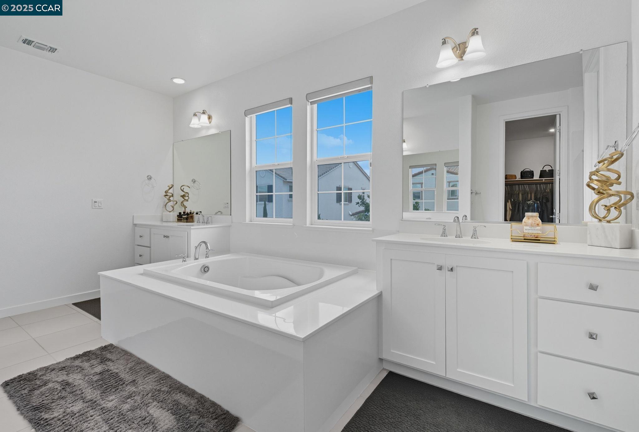 Detail Gallery Image 37 of 55 For 320 E Angelina Ave, Mountain House,  CA 95391 - 3 Beds | 2/1 Baths