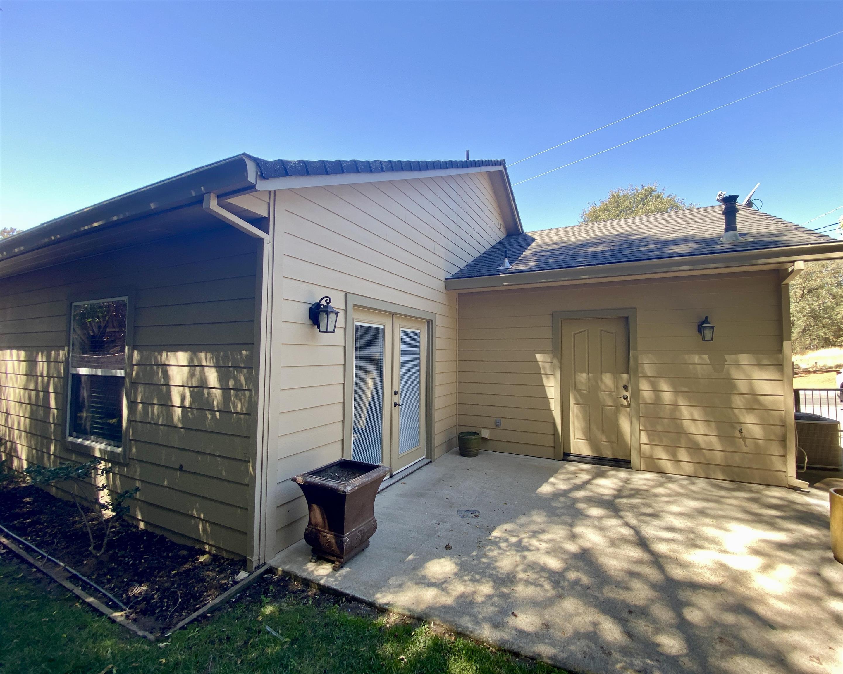 Detail Gallery Image 27 of 34 For 18197 Hammer Ln, Tuolumne,  CA 95379 - 3 Beds | 2 Baths